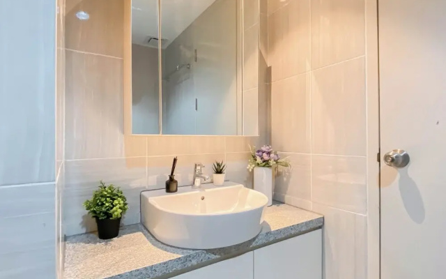 1Br At Apartment Vasanta Innopark Near Mm2100 Area