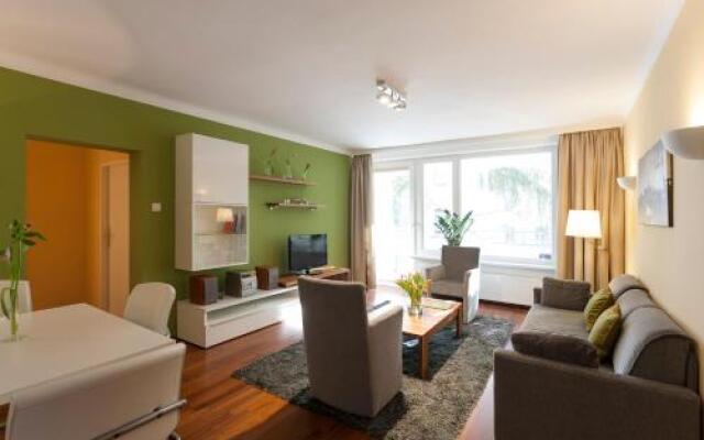 Im 2Ten Business Apartments