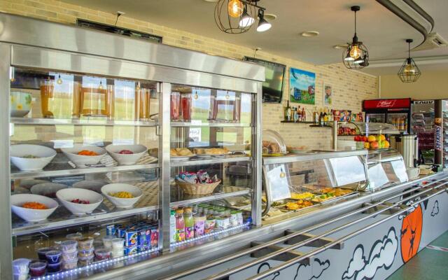 Отель Аэродром Танай