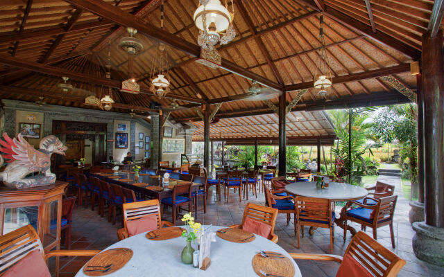 Svarga Bebek Villas