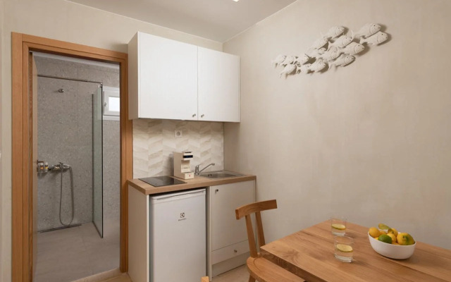 Apollo Apartments
