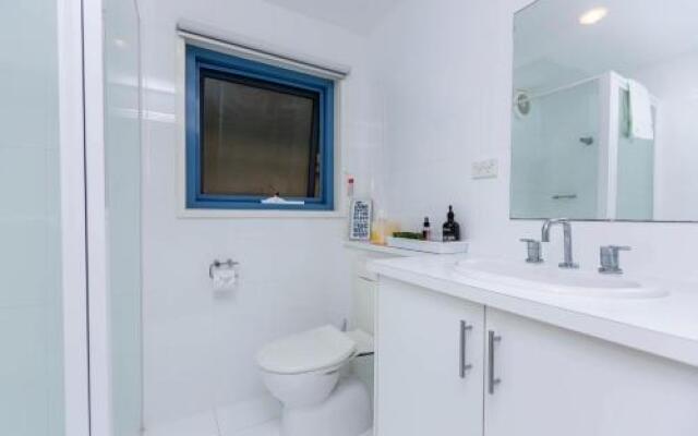 The Waterfront Apartment