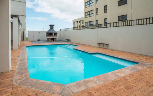 Luxurious Beach Front