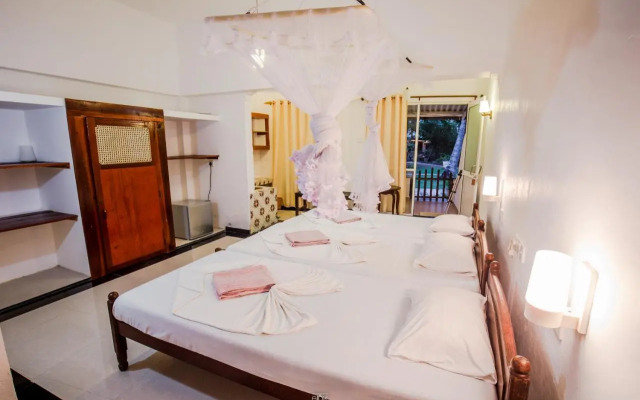 Sea view Hotel 02