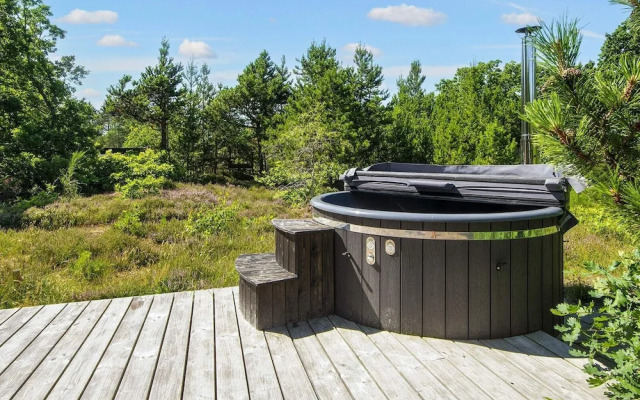 5 Person Holiday Home in Glesborg-by Traum