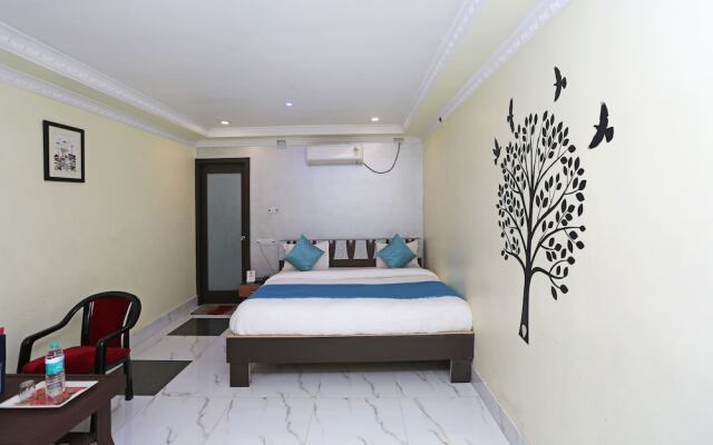 OYO Flagship 5716 Hotel Krishna