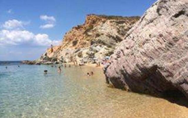 Thimari Sports & Spa with private pool and jacuzzi