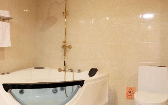 Dunhuang Longfeng Hotel