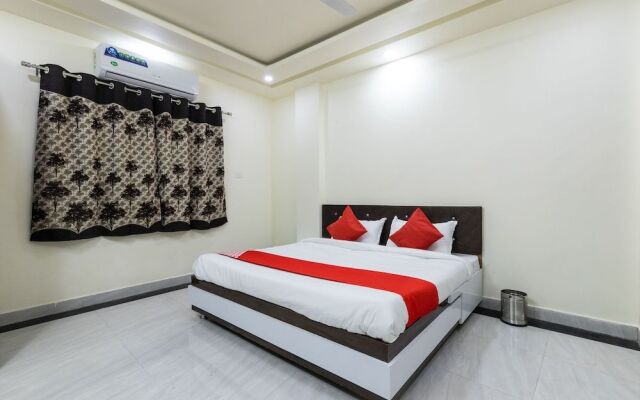 Oyo 39426 Hotel Lotus