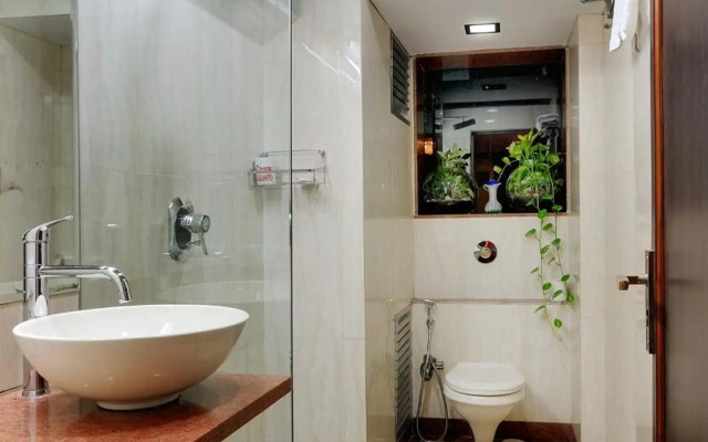 Hotel Regal Enclave