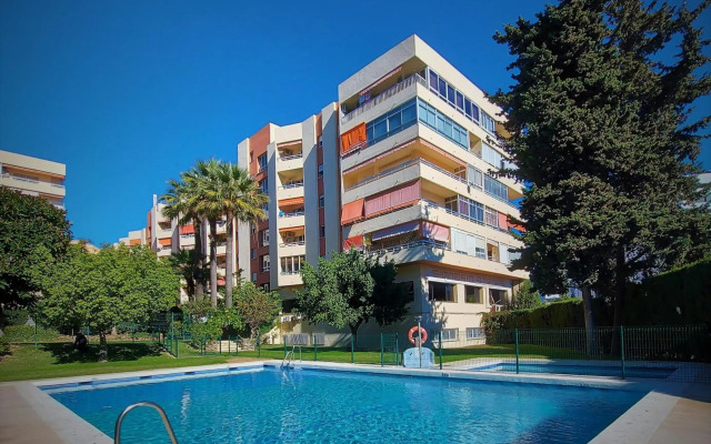 Cozy 2-bed 2-bathroom apartment in sunny Marbella