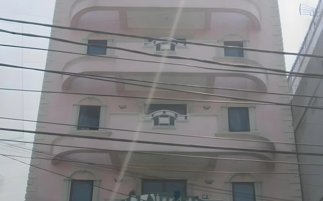 Hotel Lautze Indah