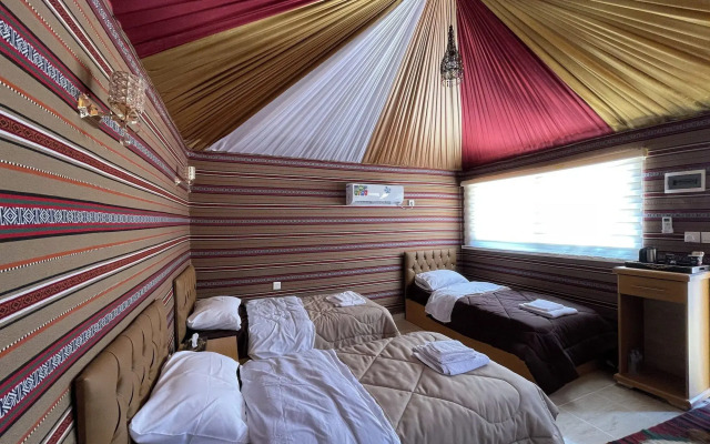 Desert Moon Camp