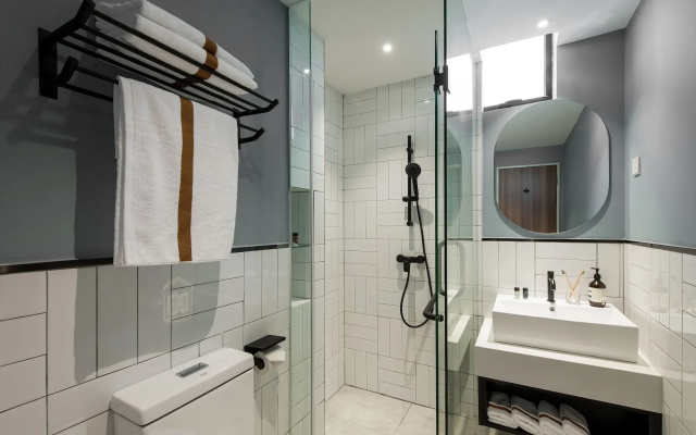Ami Suites