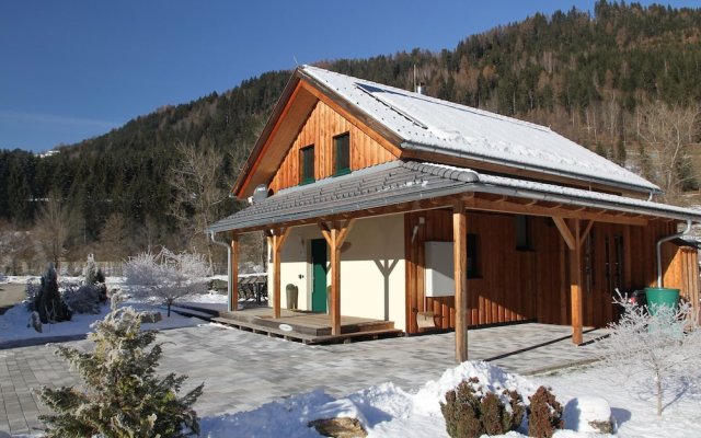 Luxurious Chalet Near Ski Area in Murau