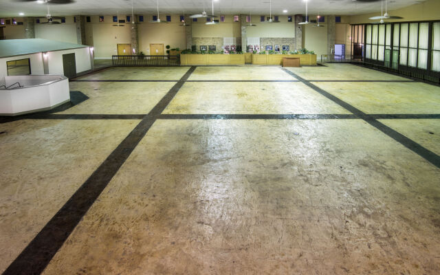 Rodeway Inn & Suites and Conference Center
