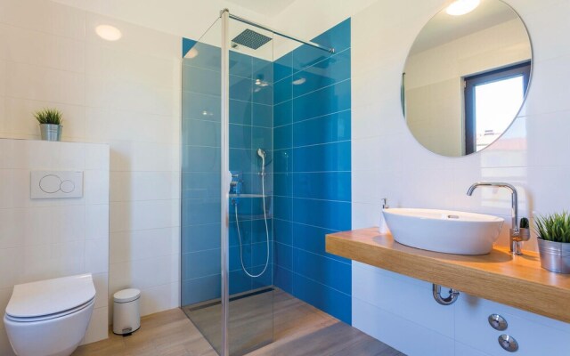 Beautiful Home in Premantura With Wifi and 4 Bedrooms