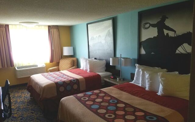 Super 8 By Wyndham Casper East Evansville