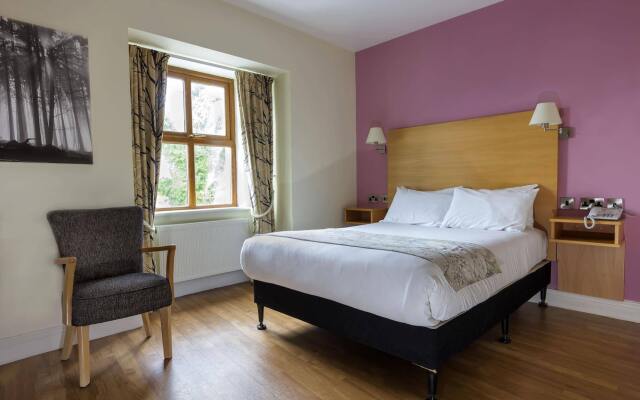 Coach House Hotel