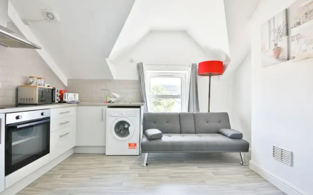 1 Bed Flat Near Cardiff City Centre