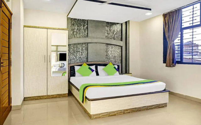 Shalom Indus Residency