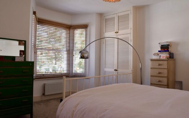 House in Shepherd's Bush