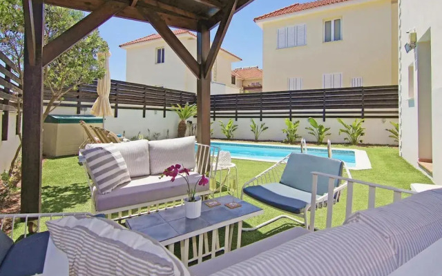 Pernera Gardens Villa