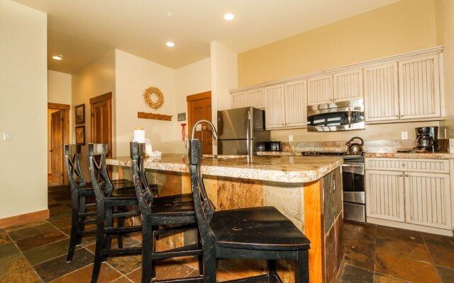 Springs by Summit County Mountain Retreats