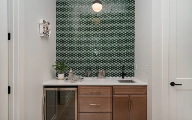 Trinity Beats-private Rooftop Deck-east Nashville