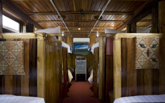 Plataran Phinisi Waecicu