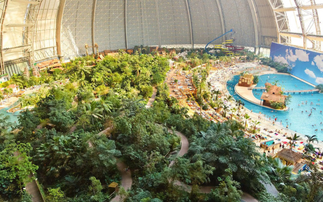 Tropical Islands