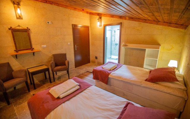 Capiedra Hotel