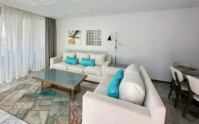 Private Sea-View Residence