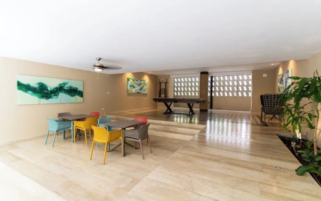 Luxurious Studio Rooftop Pool BBQ Gym