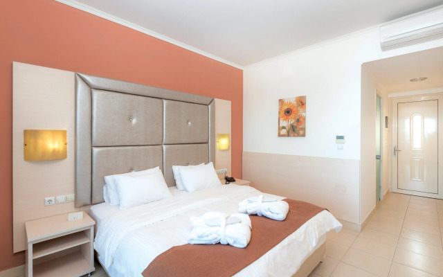 Grand Blue Beach Hotel