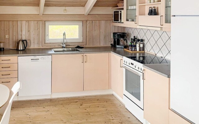 6 Person Holiday Home in Hjorring