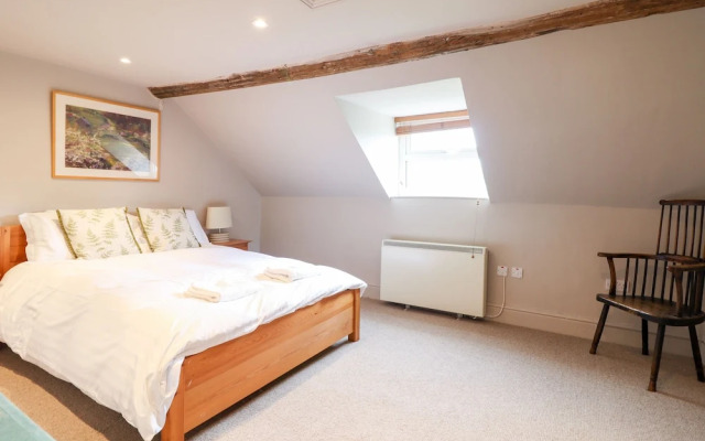 Rock House Apartment