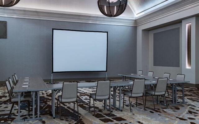 AC Hotel by Marriott Houston Downtown