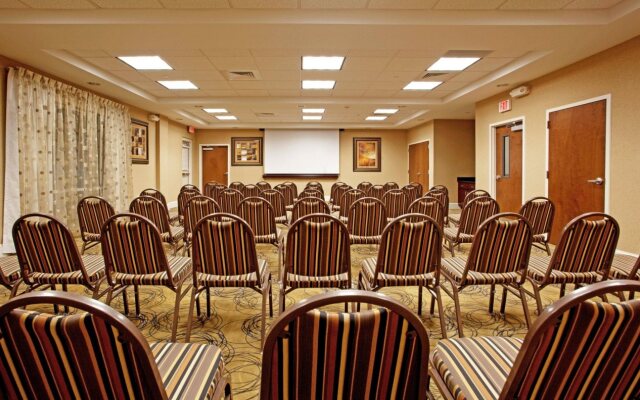 Holiday Inn Express Pembroke by IHG