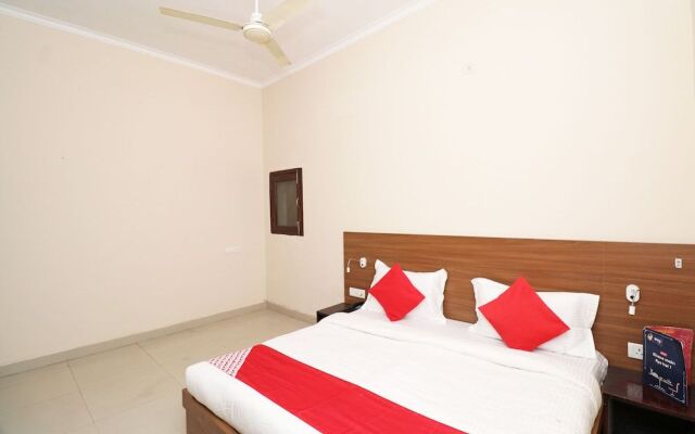 OYO 23652 The Retreat