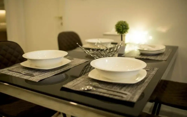 Liam Service Apartment - Vinhome Bason