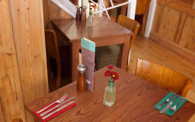 Anzac Street Bistro