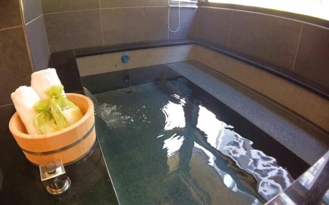 Chuan Shiang Hot Spring Hostel