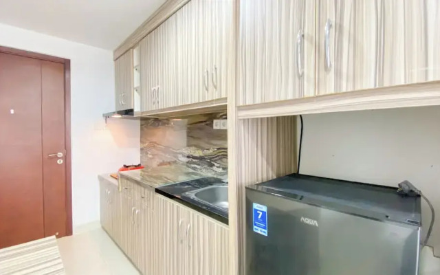 Great Deal And Homey Studio At West Vista Apartment