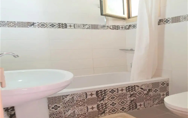 Entire Villa Full View 3 Bedrooms 3 Bathrooms 3 Kitchens