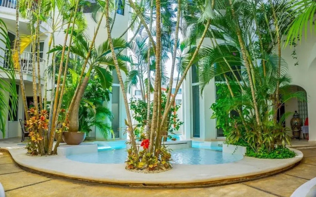 Royal Palms 3 1 Bedroom Condo by RedAwning