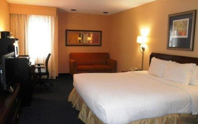 Courtyard By Marriott Valparaiso