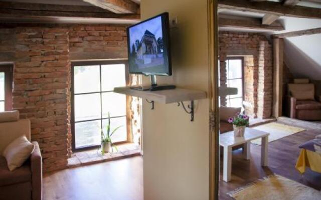 Pööni Tavern & Guesthouse