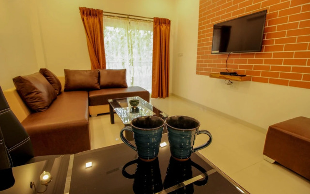 OYO 10966 Home Poolside Paradise 2BHK Siolim