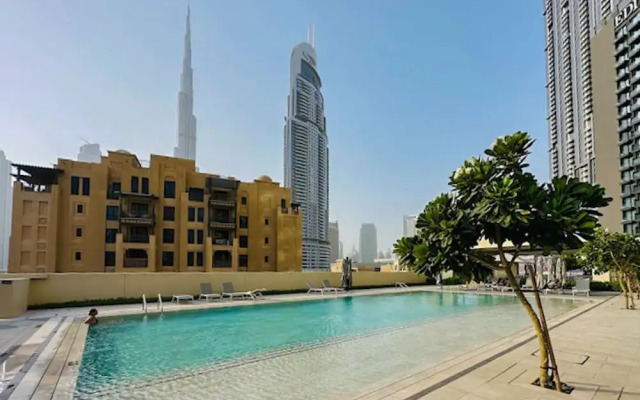 DXB - Burj Royale- 4401 - DT